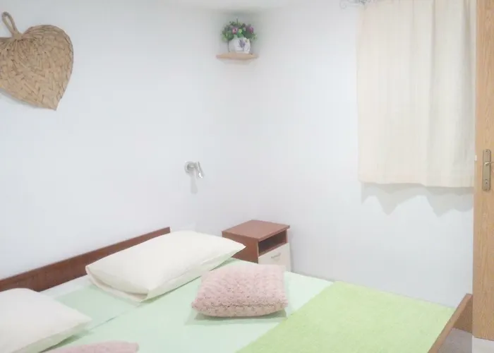 Pavlic 2 公寓 奥米什